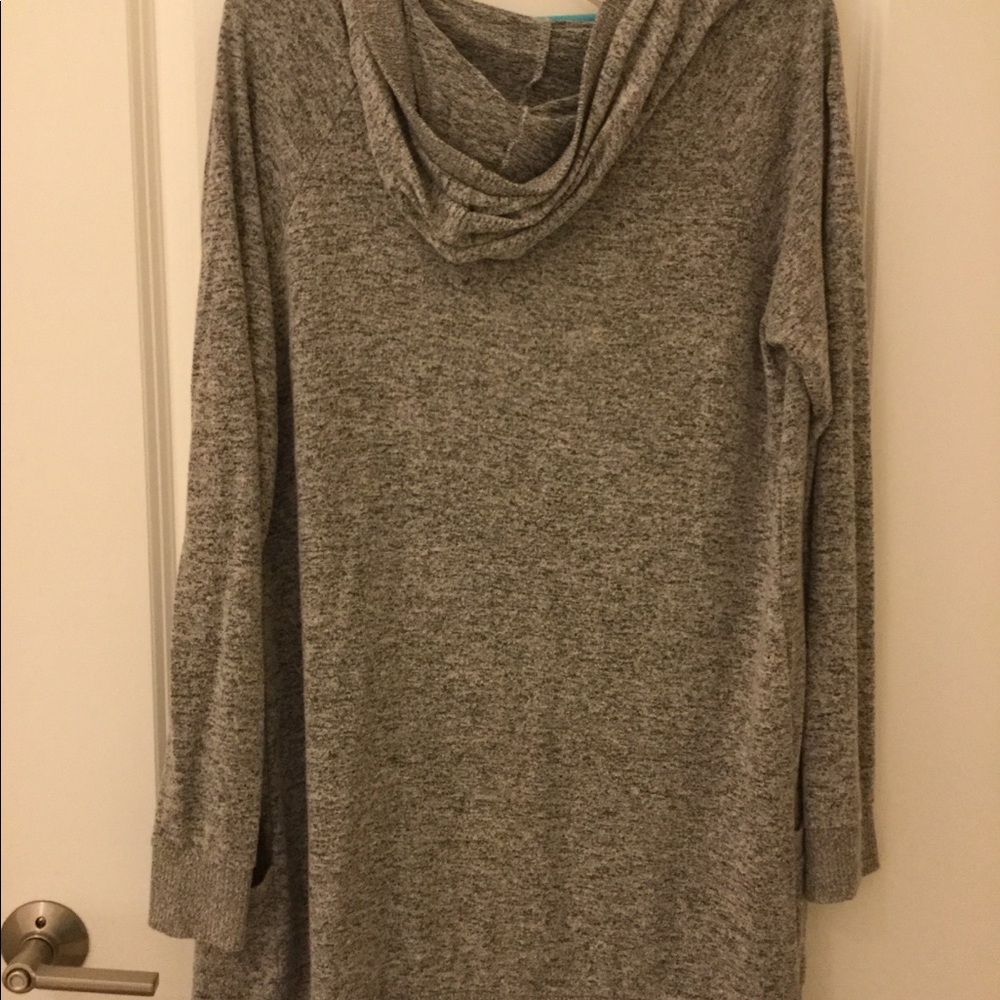 Cardigan - Picture 2 of 4